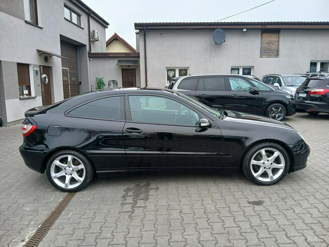 Mercedes C 200 1.8i compresor LIFT panorama alufelgi tempomat klimatronik stan BDB