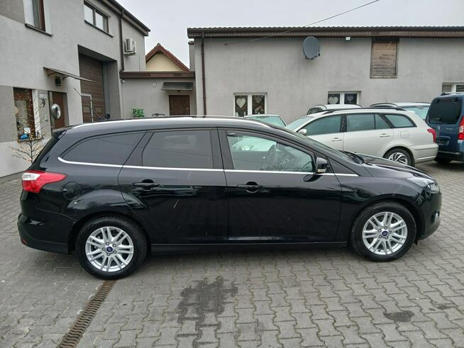 Ford Focus 1.6i TITANIUM alufelgi klimatronik tempomat parktronik