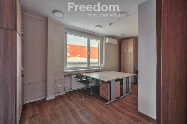 Biurowiec w uzdrowiskowej części Jeleniej Góry!