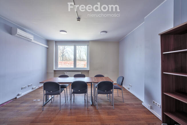 Biurowiec w uzdrowiskowej części Jeleniej Góry!