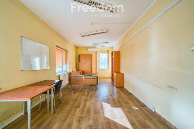 Biurowiec w uzdrowiskowej części Jeleniej Góry!