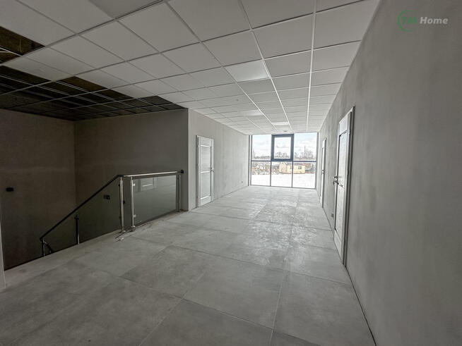Budynek prod.-handl. z biurami | 1240 m²