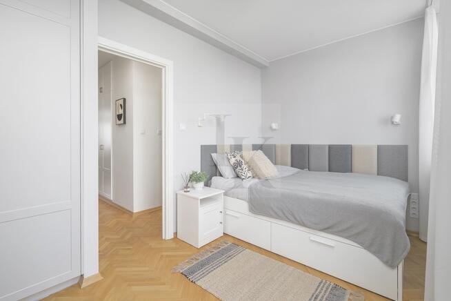 Piękne, ciche mieszkanie z garażem/Stare Miasto