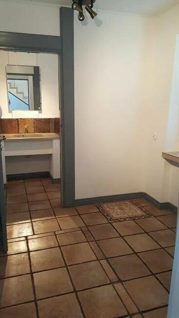 Biuro-umeblowane albo biuro z mieszkaniem. Las Kabacki