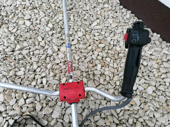 Kosa spalinowa Honda UMT32 D wykaszarka