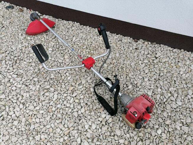 Kosa spalinowa Honda UMT32 D wykaszarka