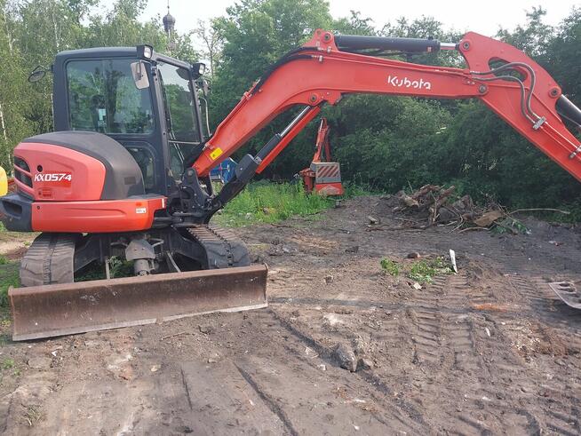 Usługi koparką gąsienicową 6ton