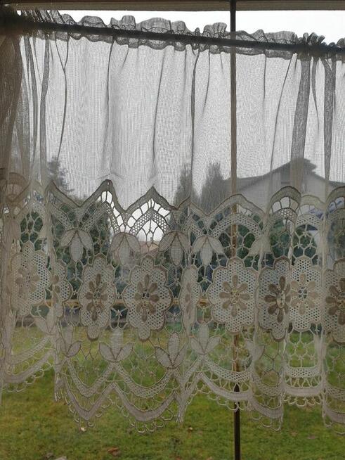 Zazdrostka z gipiurą krem szer 220 x 44 babcina