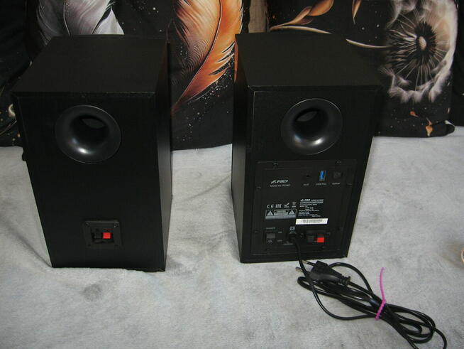 Głośniki aktywne Fenda R23 BT- sprawne, używane