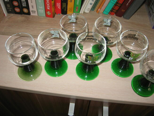 Kieliszki zielona nóżka jak foto