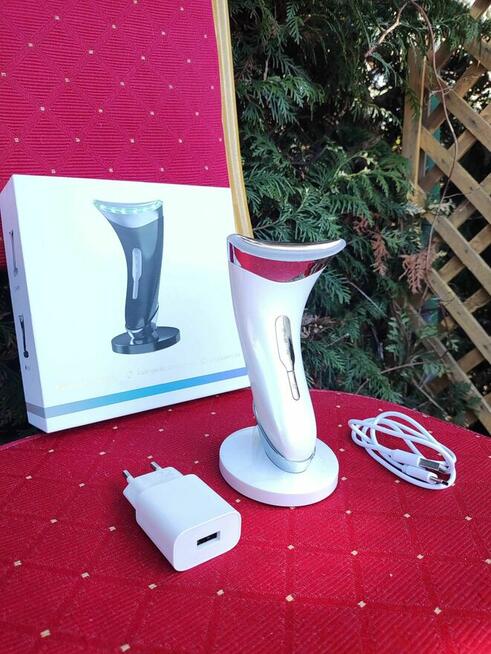 Masażer do twarzy szyi karku llifting Elektrostymulator