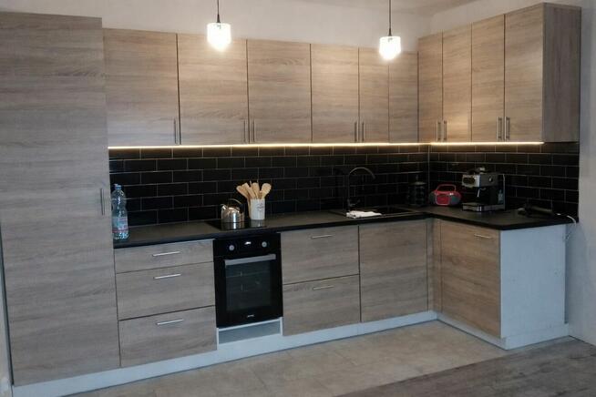 kuchnie, szafy na wymiar