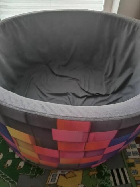 Suchy basen z piłkami dla dzieci- bardzo dobry stan