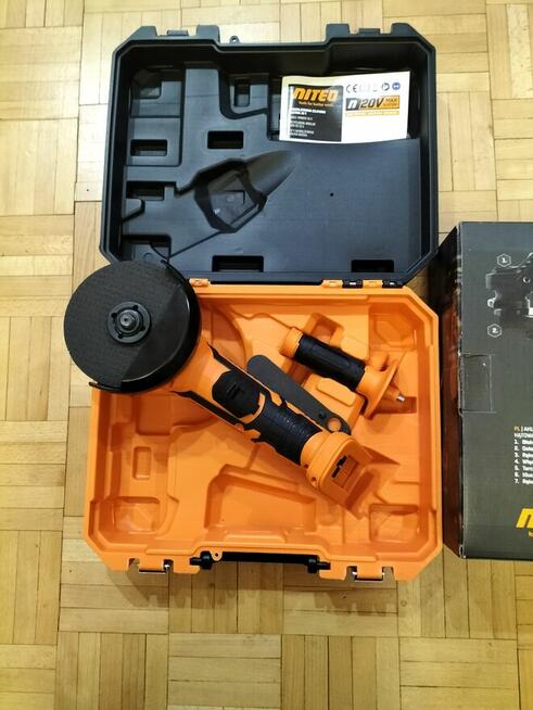 Akumulatorowa szlifierka kątowa