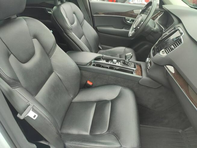 Volvo XC 90 7-osobowy panorama