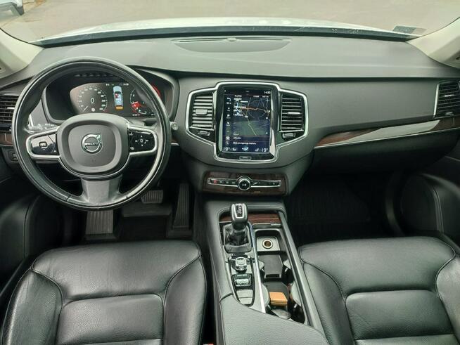 Volvo XC 90 7-osobowy panorama