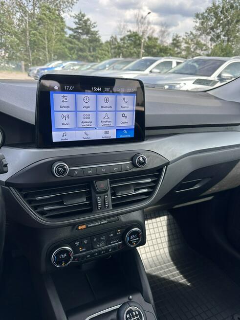 Ford Focus podgrzewana kierownica