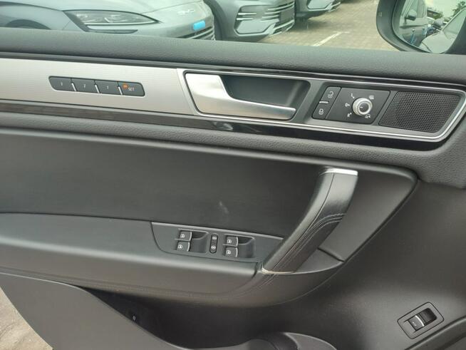 Volkswagen Touareg Salon Polska 1 właściciel