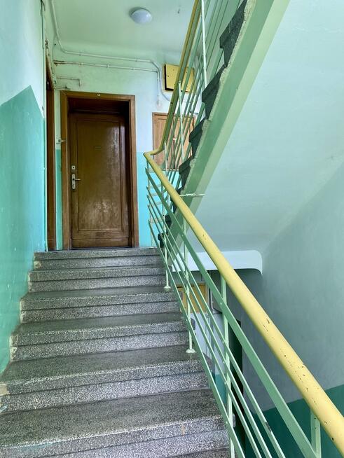 63,73 m2 | do remontu | miejsce postojowe