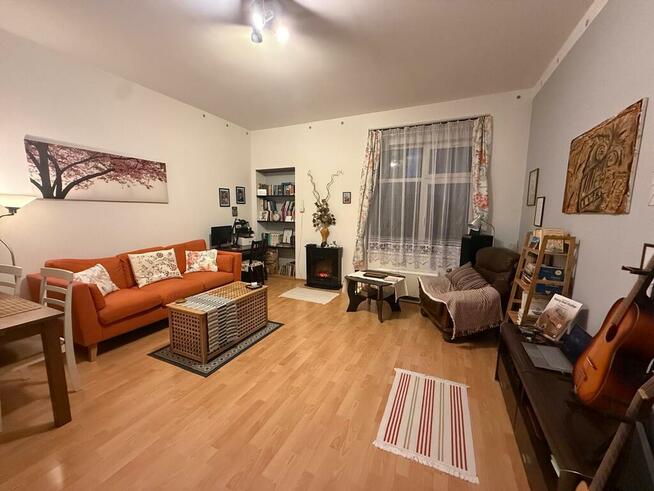 Top lokalizacja! Kamienica przy Parku Śledzia.