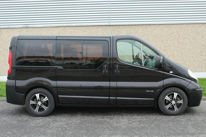 Nissan Primastar DCi 115 KM Mały Przebieg 90 tys km 3 x klima 9 osobowy