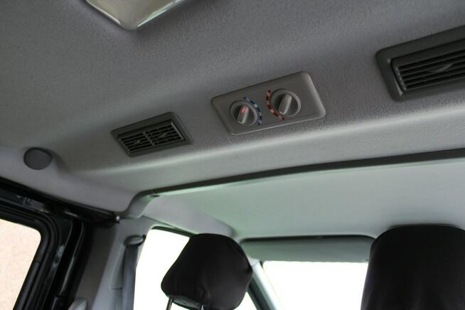 Nissan Primastar DCi 115 KM Mały Przebieg 90 tys km 3 x klima 9 osobowy