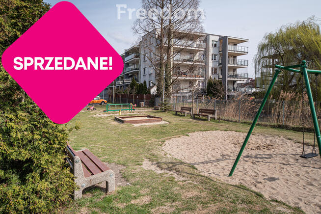 3-pokoje z dużym balkonem, podwójnym m. postojowym