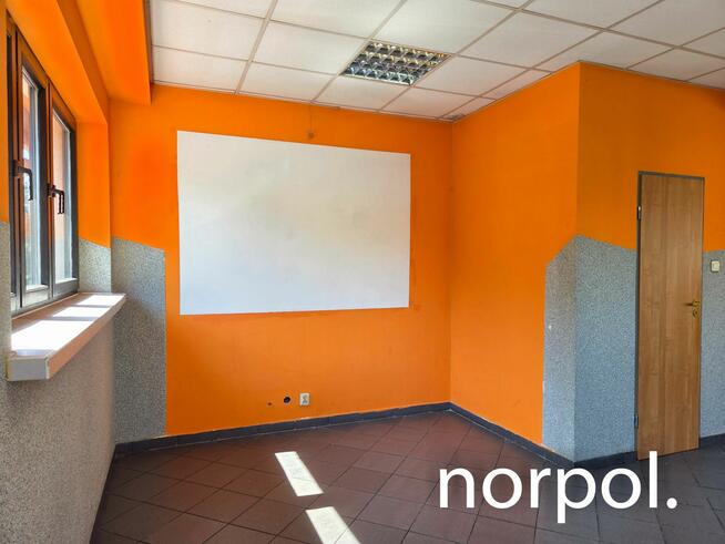 Lokal biurowy / usługowy, duży, jasny, widoczny, 40m2 Krzeszowice