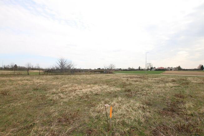 Działka budowlana 12 ar Niemce ( 8 km do Lublina)