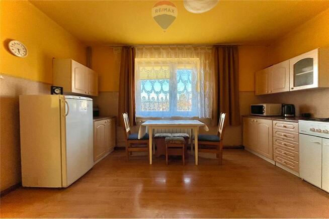 Urokliwy dom w stylu zakopiańskim w Kurowie