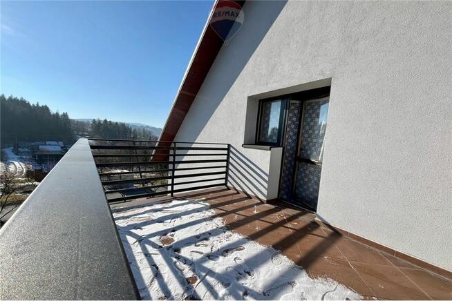 Urokliwy dom w stylu zakopiańskim w Kurowie