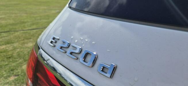 Mercedes E 220 4-MATIC-PNEUMATYKA-PANORAMA