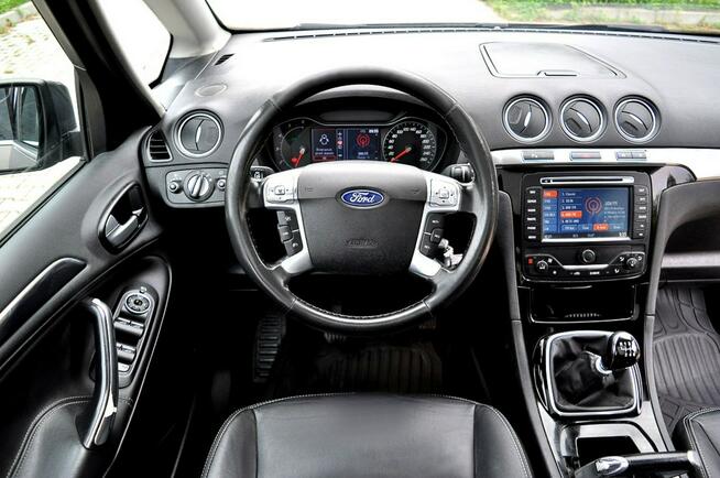 Ford S-Max 2.0 Tdci136 KM Lift Led 7-Osób Convers+ Navi Panorama Skóra Full Opcja