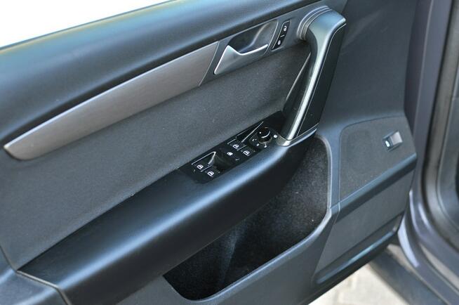 Volkswagen Passat 2.0Tdi 140KM Navi Klimatronik Grzane Fotele