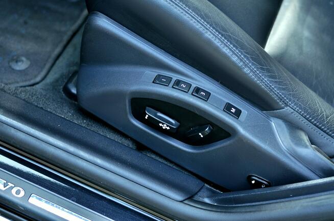 Volvo V60 2.0 D3 5-Cylindrów Lift Digital Led Navi Skóra Parktronik