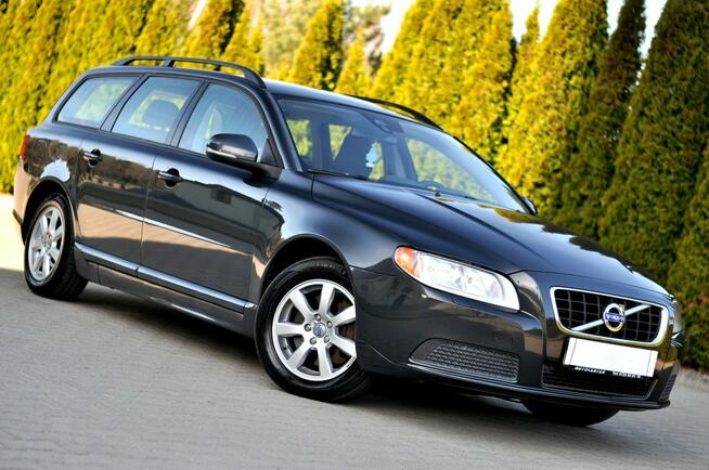 Volvo V70 2.5 Turbo 231KM LIFT Climatronic Grzane