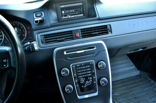 Volvo V70 2.5 Turbo 231KM LIFT Climatronic Grzane