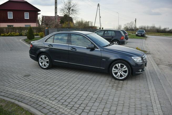 Mercedes C 180 1.8B 2010r/ 95 TYS KM/ Navi/ 2 KPL KÓŁ/ Sprowadzony