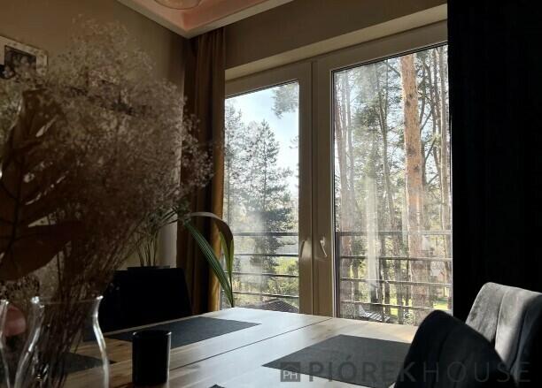 Dwupoziomowe mieszkanie w Markach