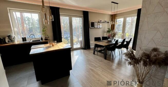 Dwupoziomowe mieszkanie w Markach