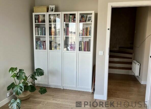 Dwupoziomowe mieszkanie w Markach