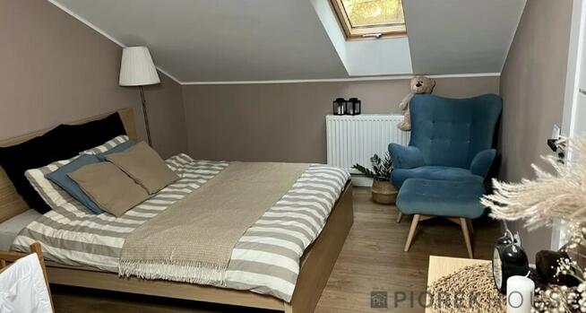 Dwupoziomowe mieszkanie w Markach