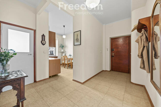 Wyjątkowe mieszkanie - Łazienki Królewski