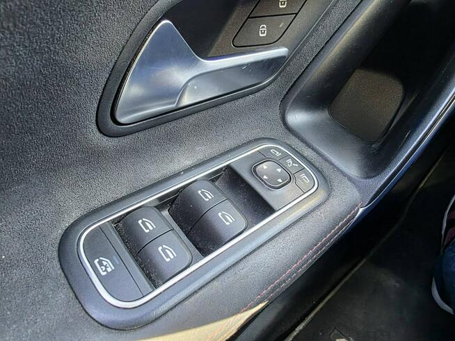 Mercedes A 200 1.4 Turbo 163 KM, Skóra, Full LED, Kamera Przód i Tył, Navi, Automat