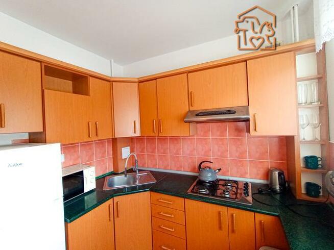 Wielorybia 107, przestronna kawalerka z balkonem