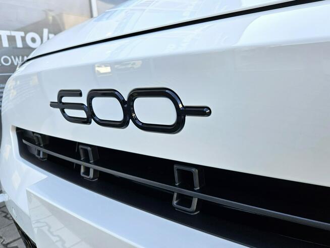 Fiat 600 Hybrid 145KM - Sport