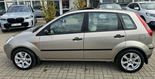 Ford Fiesta Automat, alufelgi, szyberdach, podgrzewana przednia szyba