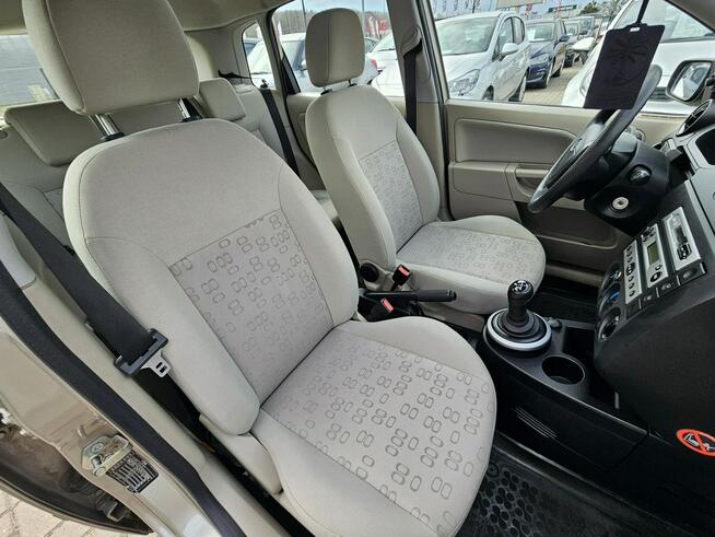 Ford Fiesta Automat, alufelgi, szyberdach, podgrzewana przednia szyba