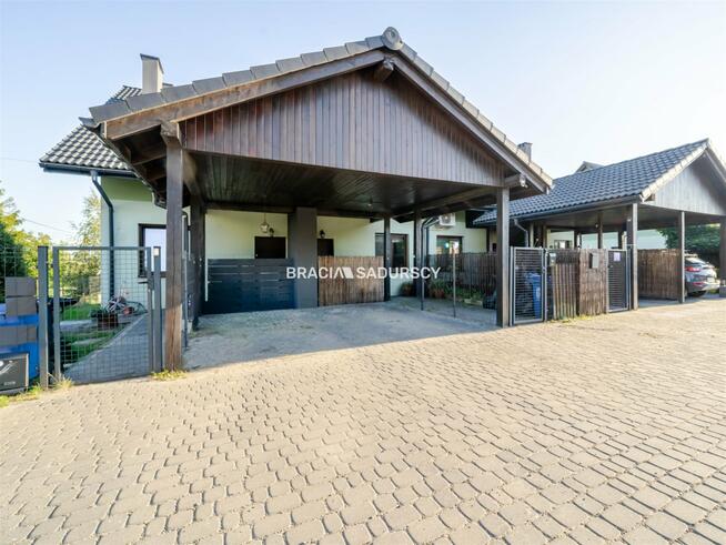 Mieszkanie Krzysztoforzyce gm. Kocmyrzów-Luborzyca Krzysztoforzyce, Kocmyrzów-Luborzyca, Zielona