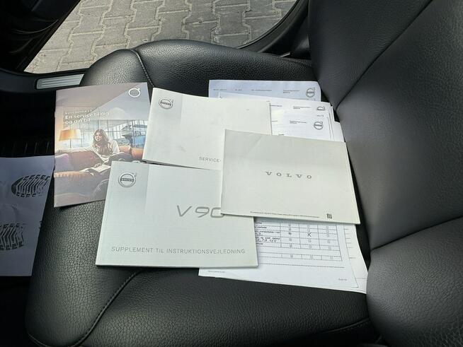 Volvo V90 2,0D4 190KM Momentum/Navi/Skóra/Alufelgi/FullLed/Serwis/Alu/Model2017
